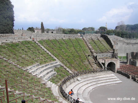 Amphitheater-Pompeji-02